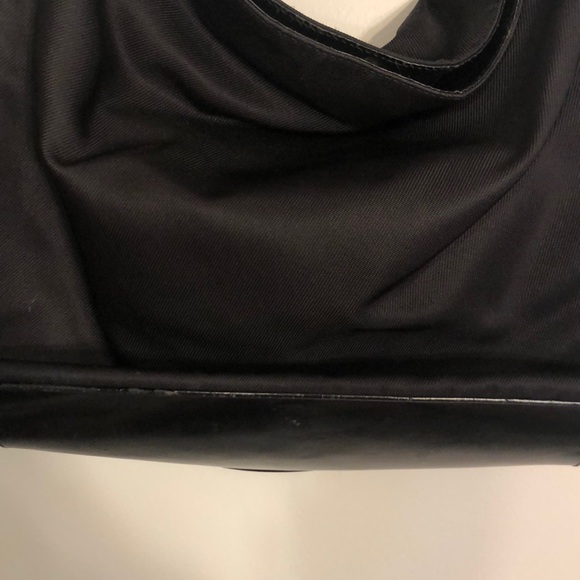 Authentic black Gucci  bag with bamboo handle - Picture 3 of 9
